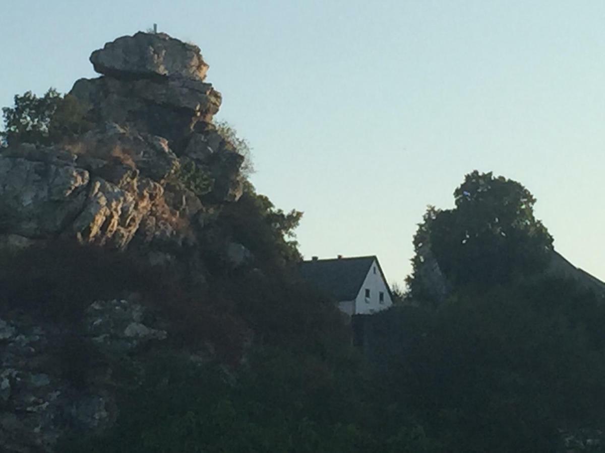 Altes Pfarrhaus Hunolstein Vila Exterior foto